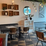 Bureaux entièrement rénovés + Prix compétitifs !!! Appelez-nous