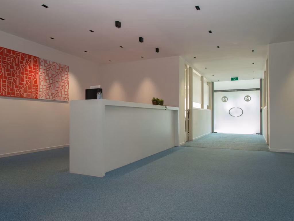 SPOORWEGLAAN 33 - 35