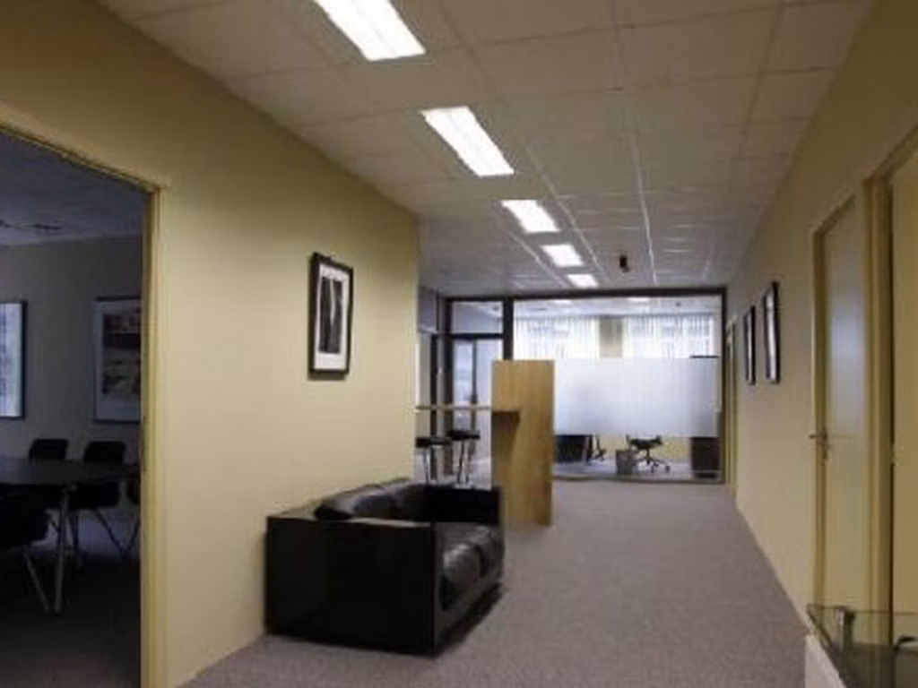 A LOUER - BUREAUX - HOEILAART