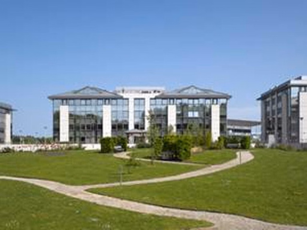 A LOUER - MONT-ST-GUIBERT - BUREAUX