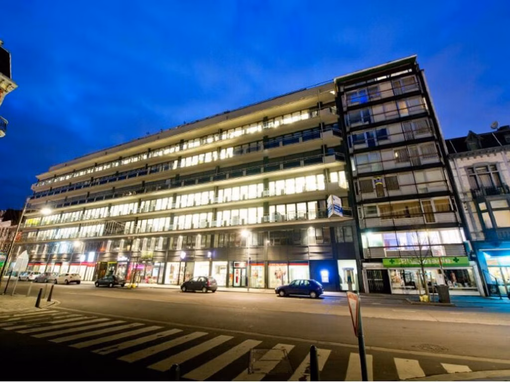 TE HUUR - KANTOREN & WINKELS - LUIK