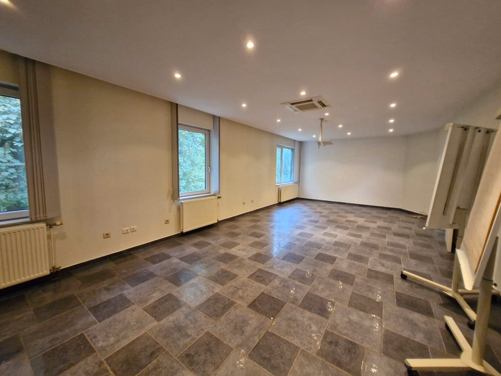 À vendre : Bâtiment industriel 825m² - Bruxelles & Zaventem