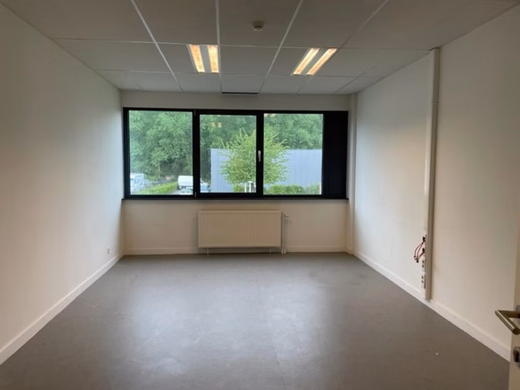 Industriel à louer <br> Bornem