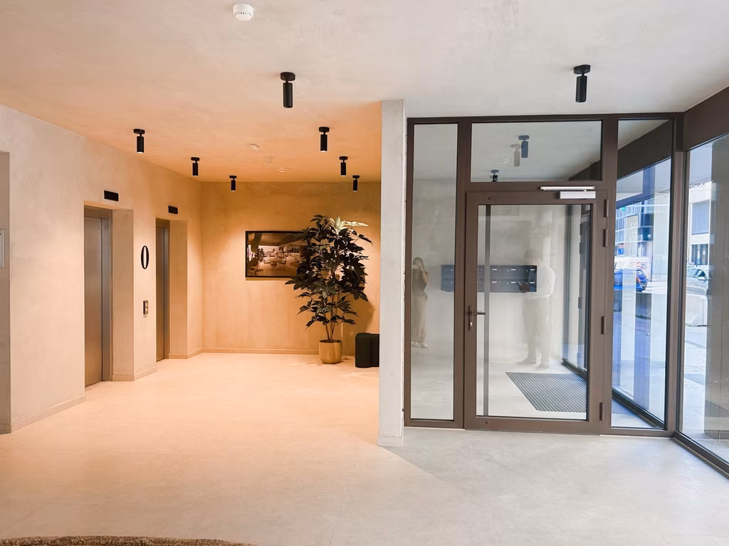 A LOUER - BUREAUX - ETTERBEEK (BRUXELLES)