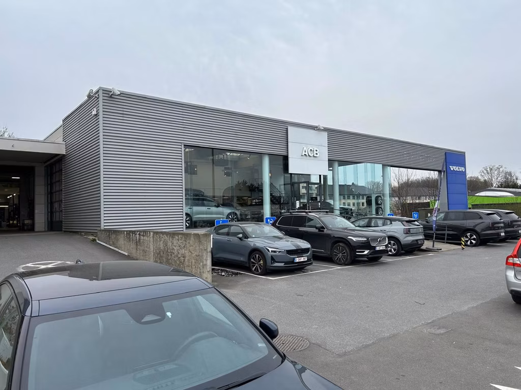 Chaussée de Namur 233