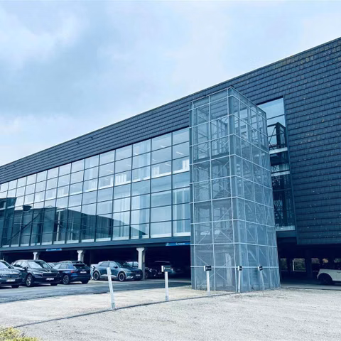 Immeuble de bureaux à louer <br> Kortrijk
