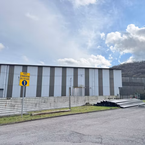 Immeuble industriel à vendre <br> Marchin