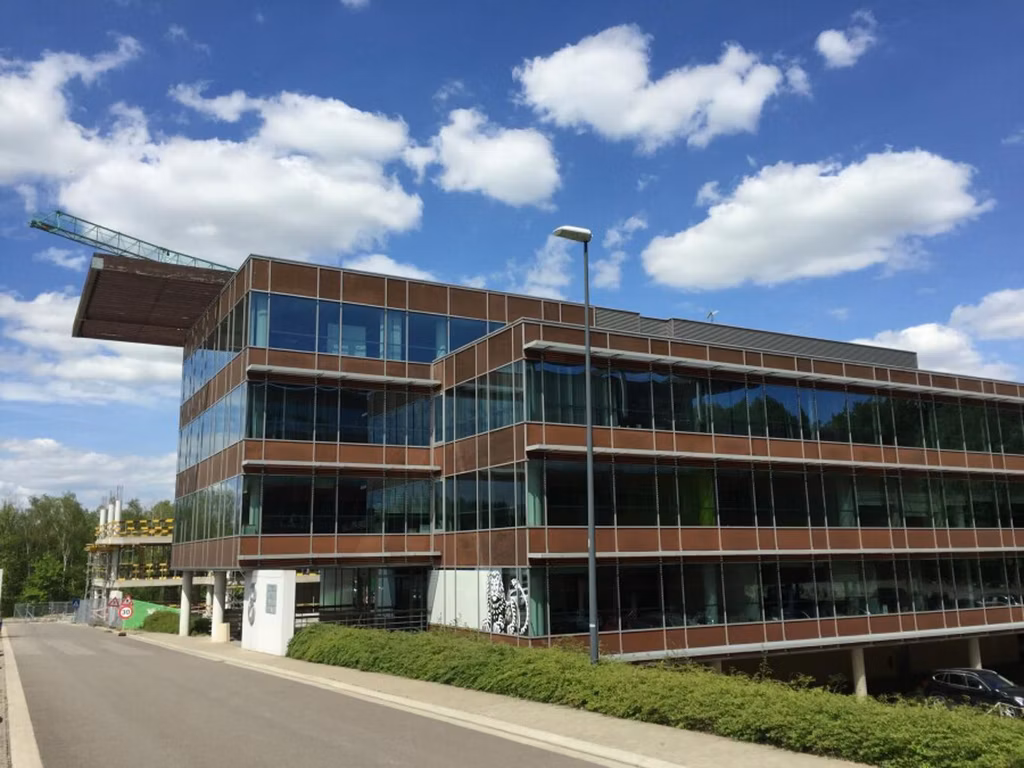 Bureau à louer <br> Lives-Sur-Meuse