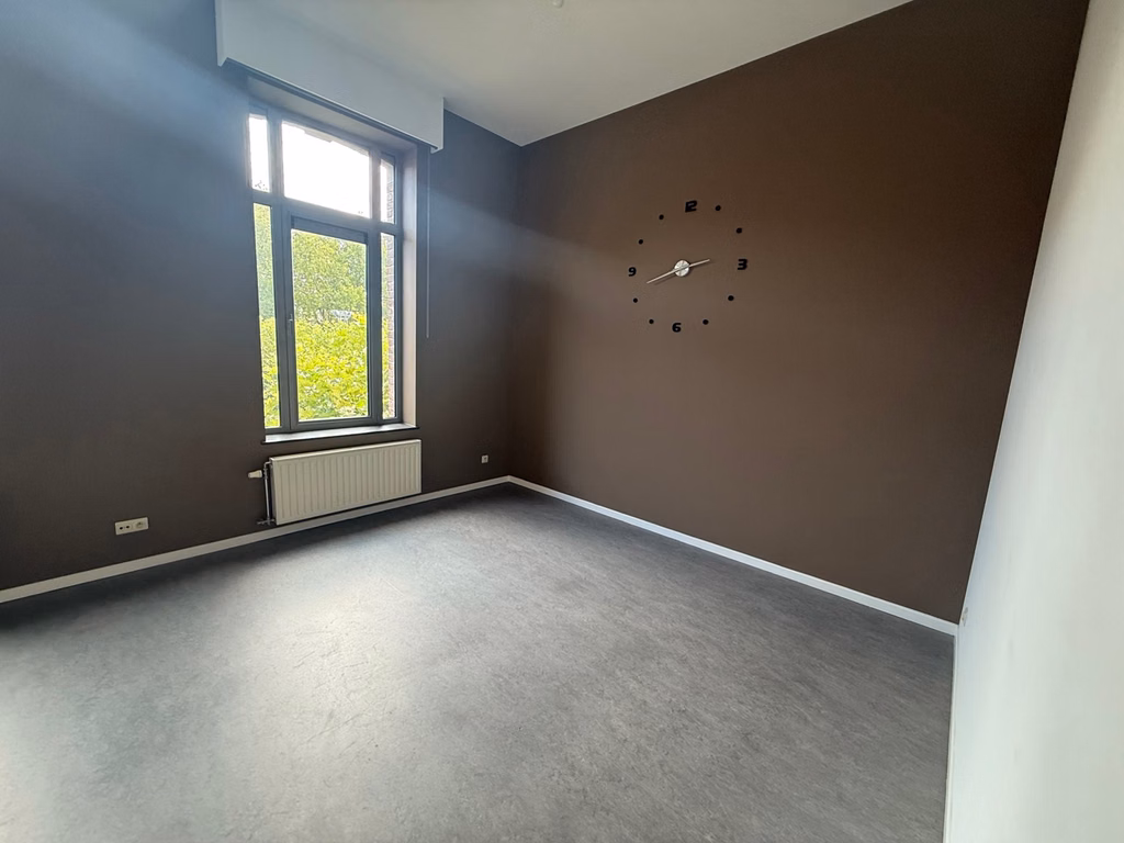 A VENDRE BIEN D'INVESTISSEMENt DANS LE CENTRE DE WAREMME