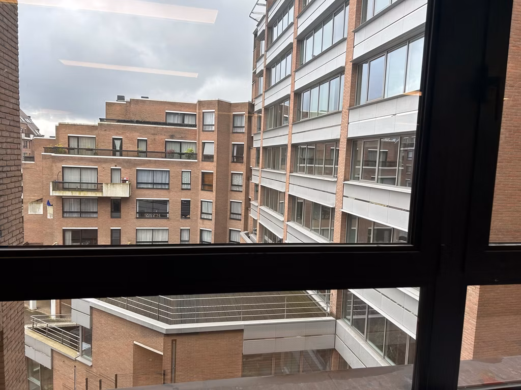 TO LET - OFFICES - BRUSSELS 