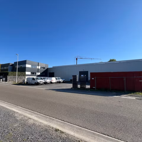 Industrial building for sale <br> Manage