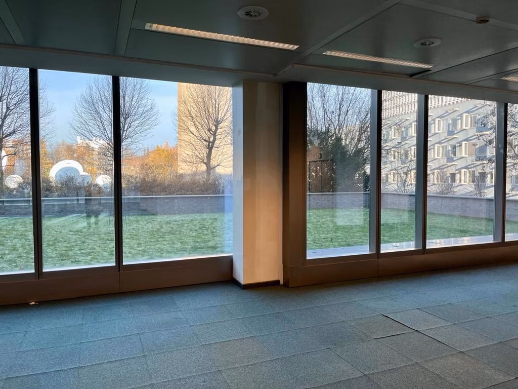 TE HUUR - KANTOREN - BRUSSEL 