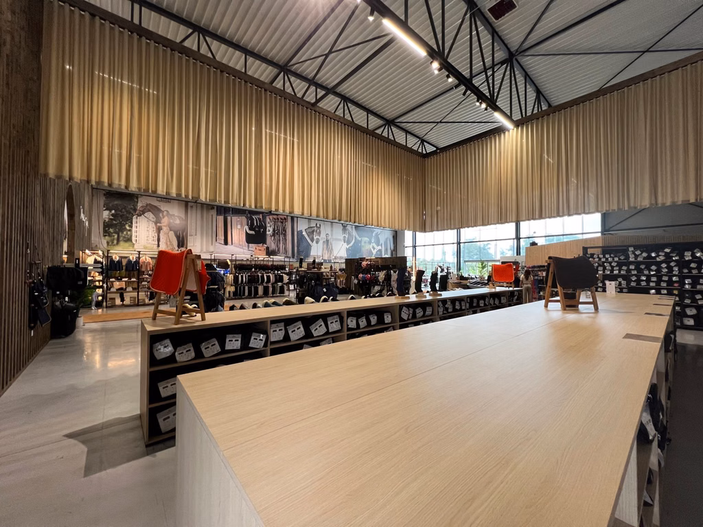 A LOUER - P.A.E Naninne - entrepôt/showroom
