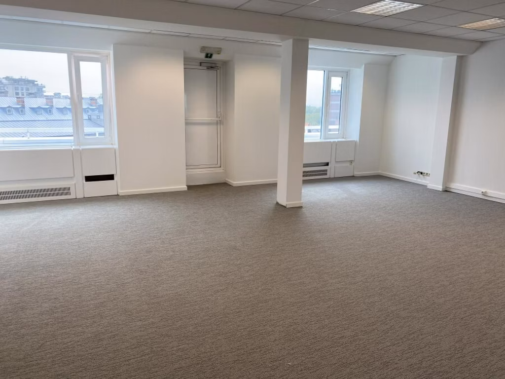 A LOUER - BUREAUX - BRUXELLES