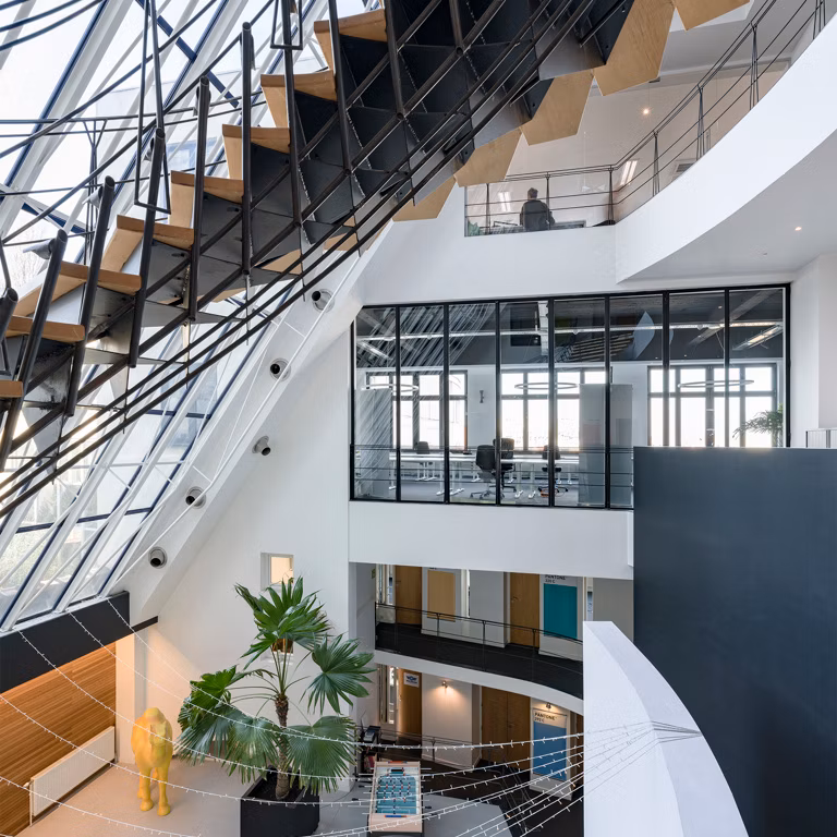 TE HUUR - KANTOREN - SCHAARBEEK