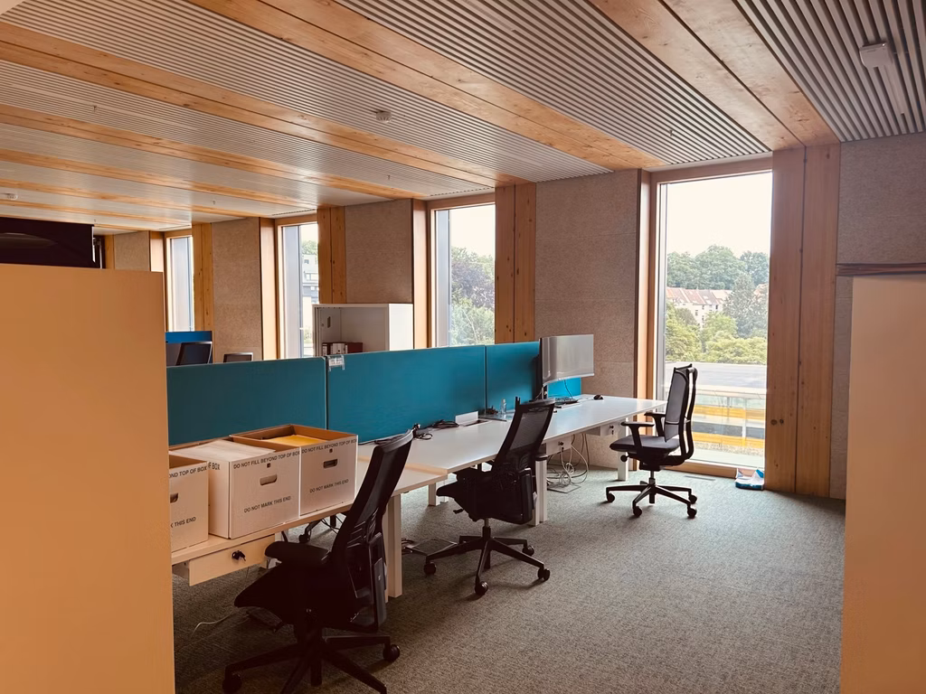 Bureaux à louer dans un bâtiment innovant aux performances énergétiques exceptionnelles.