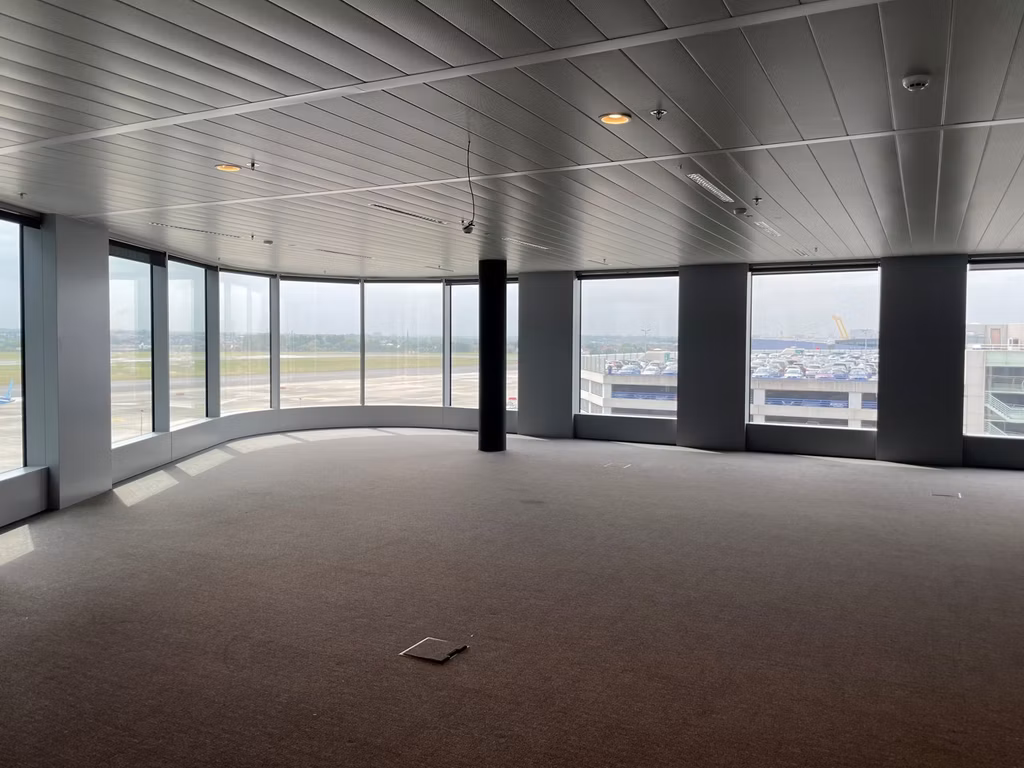 LUCHTHAVEN 1K - PASSPORT