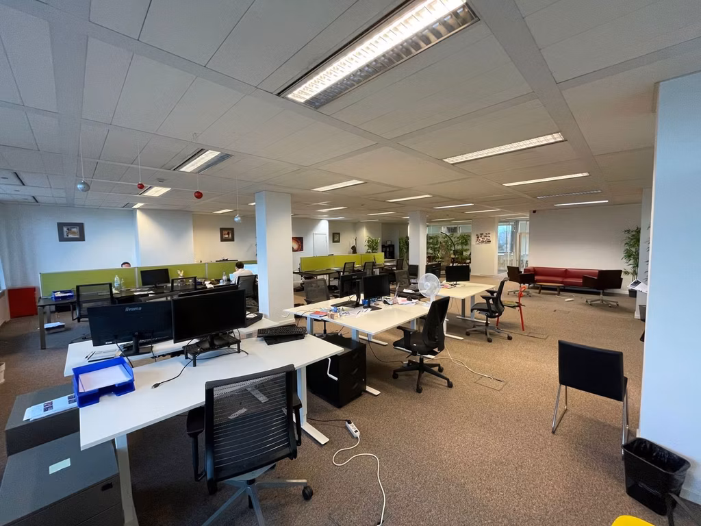 A LOUER - BRUXELLES - BUREAUX 