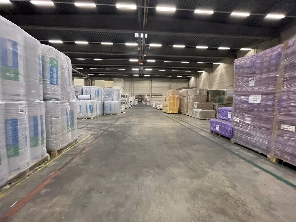 FOR RENT WAREHOUSE WITH OFFICES IN MECHELEN