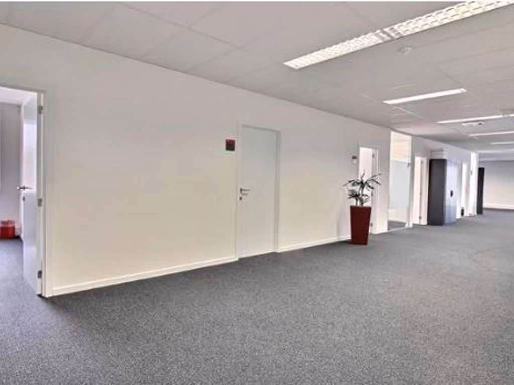 LUCHTHAVENLAAN 25B- 3T ES -L07