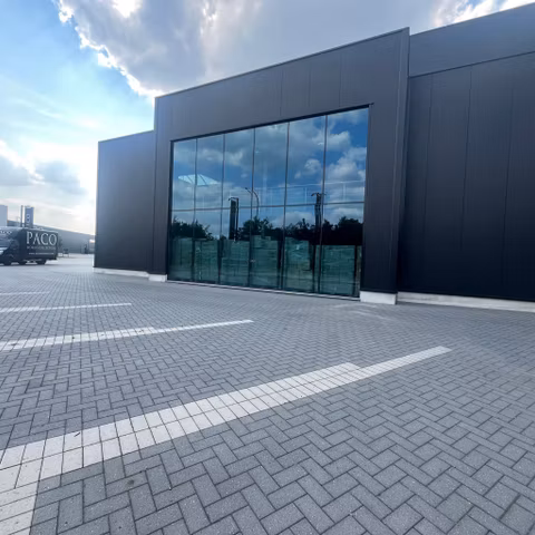 Warehouse for sale <br> Pelt