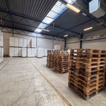 TE HUUR BEDRIJFSGEBOUW MECHELEN