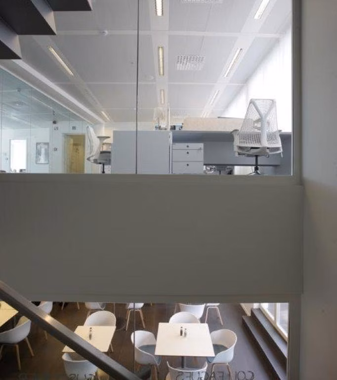 PRINCES 8-10 - B - 352/4029