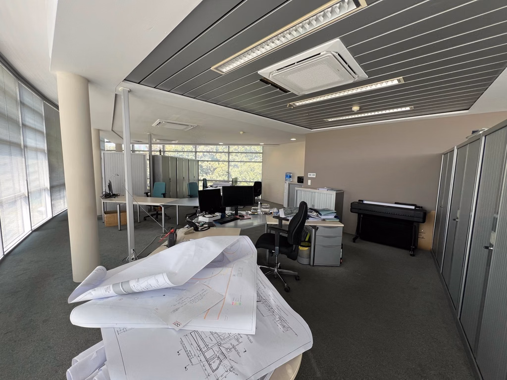 A LOUER - P.A.E Tournai Ouest - Bureaux