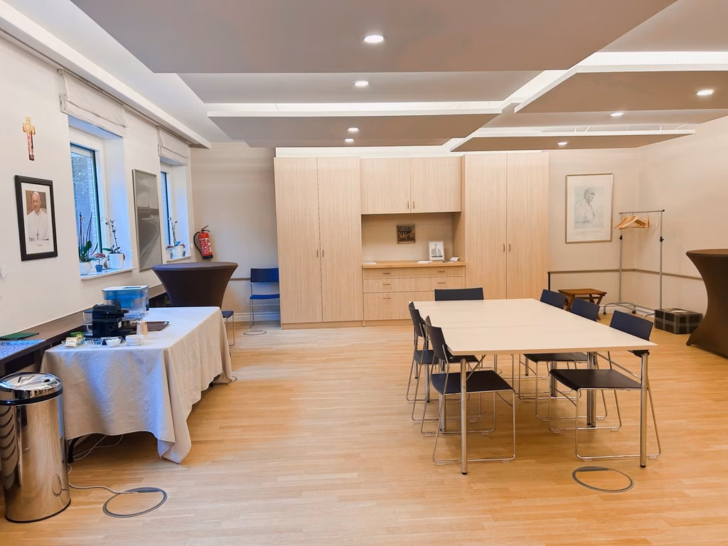 Bureaux avec cour a louer 