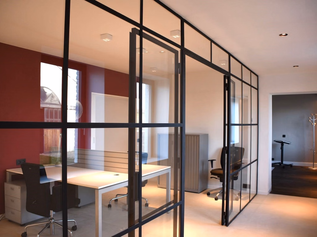 A LOUER - BUREAUX - CORROY LE GRAND