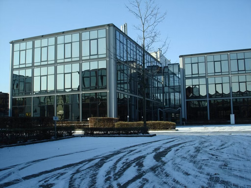 A LOUER - BUREAUX - ZAVENTEM