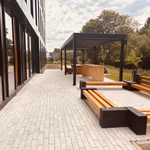 Bureaux à louer dans un bâtiment innovant aux performances énergétiques exceptionnelles.