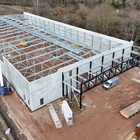 Industrieel gebouw te huur <br> Duffel