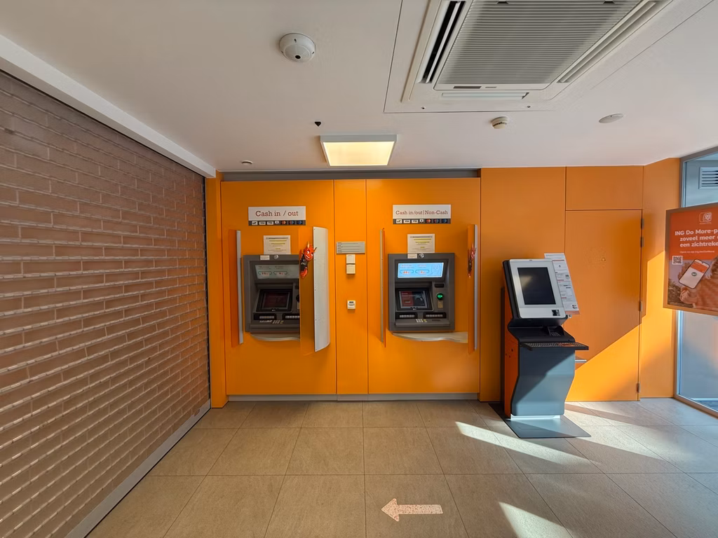 STATIONSSTRAAT 31 - 33