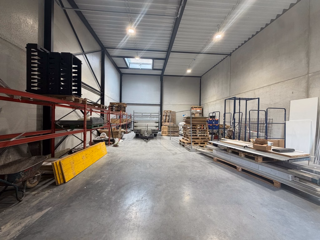 KMO UNIT FOR RENT IN MECHELEN