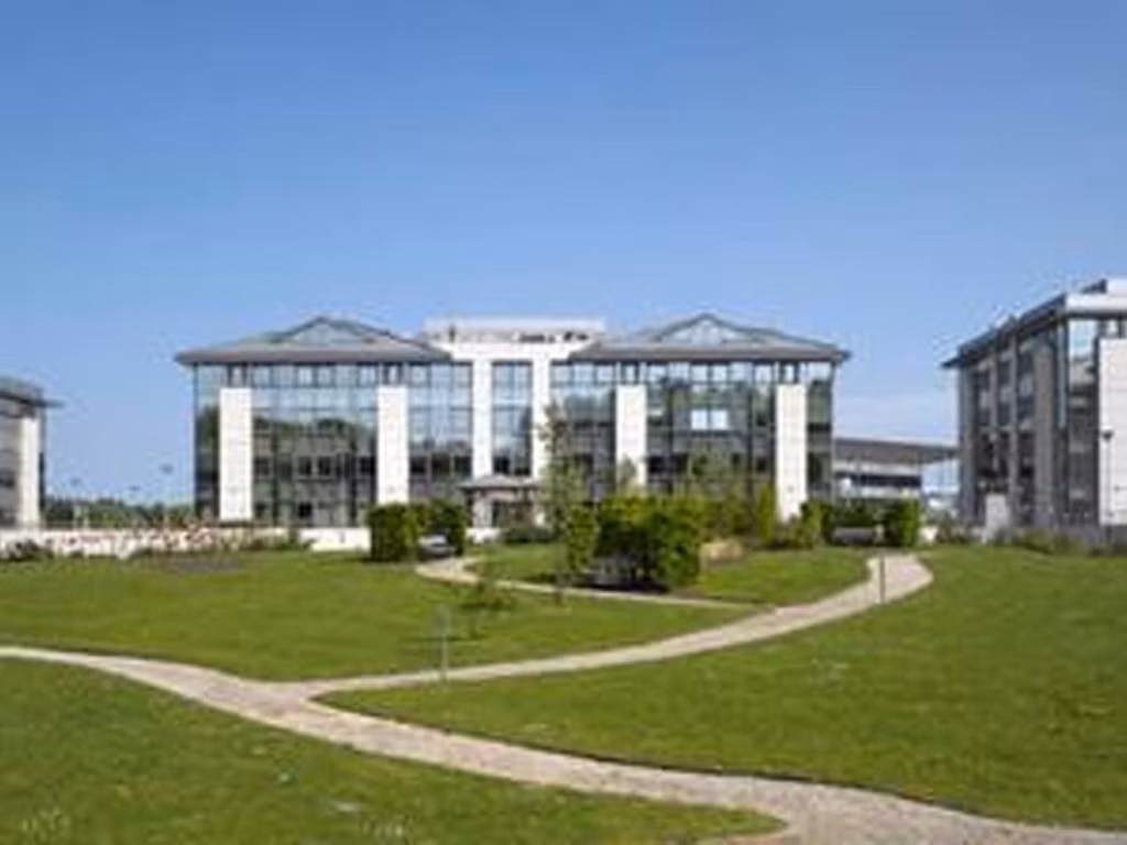 A LOUER - MONT-ST-GUIBERT - BUREAUX