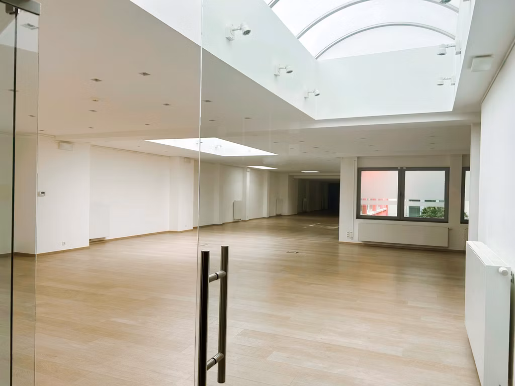 Bureau à louer <br> Ixelles