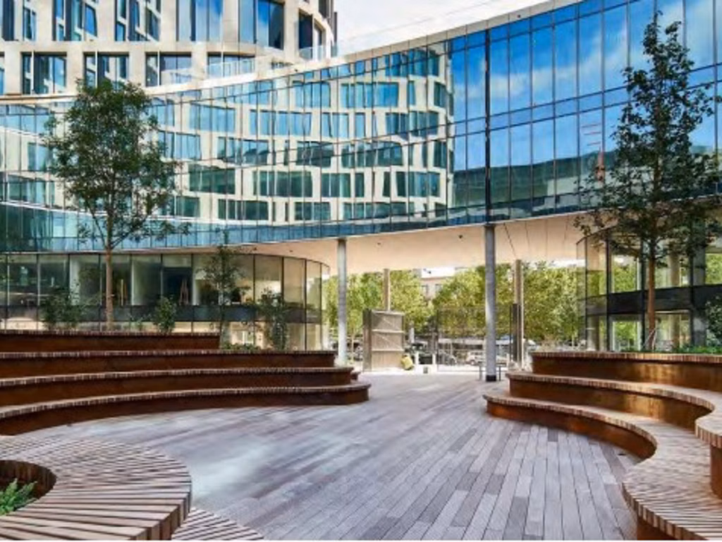 TO LET - OFFICES - BRUSSELS