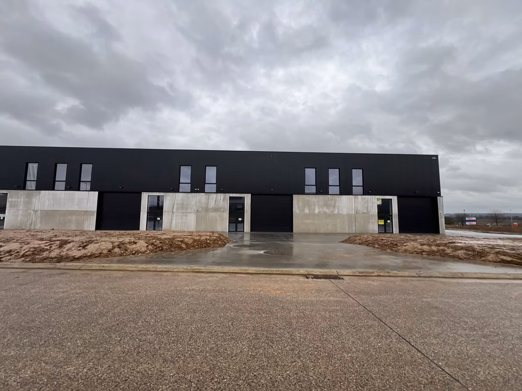 A LOUER - P.A.E Ecolys/Namur-Nord-Rhisnes - entrepôts