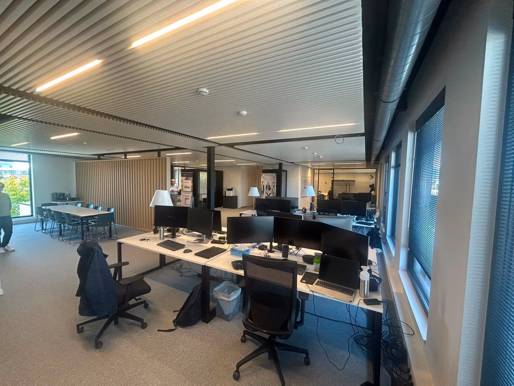 FOR RENT MOVE-IN READY OFFICES MECHELEN STATION