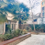 Bureaux avec cour a louer 