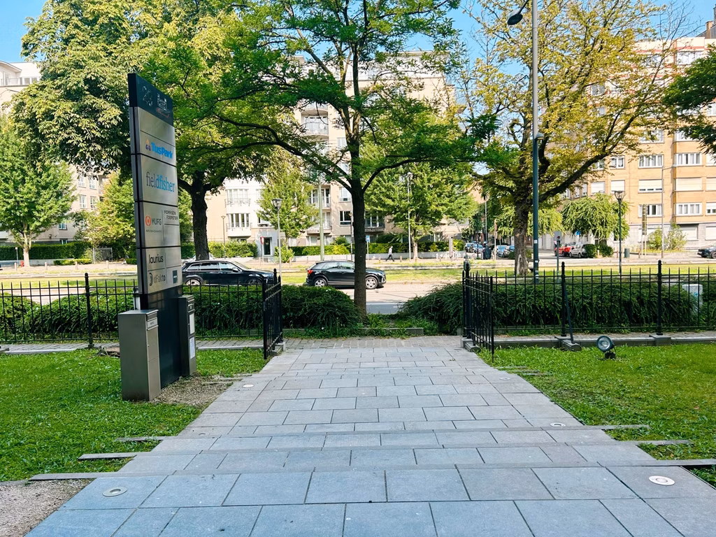 Bureau à louer <br> Etterbeek