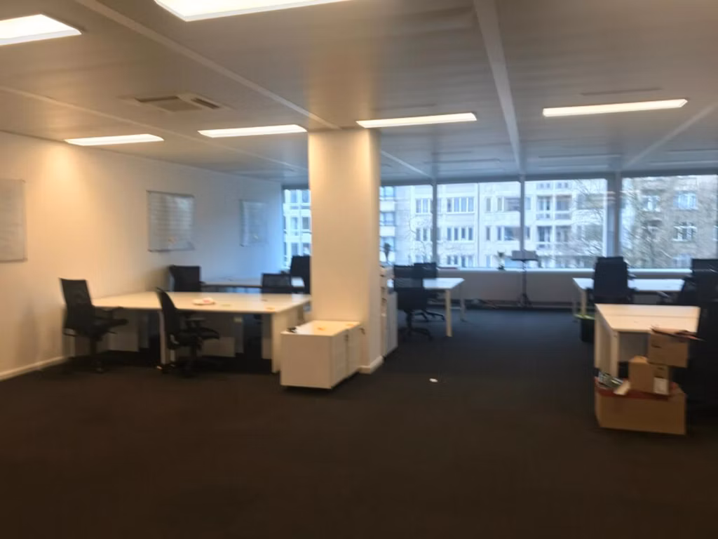 TE HUUR - KANTOREN - BRUSSEL