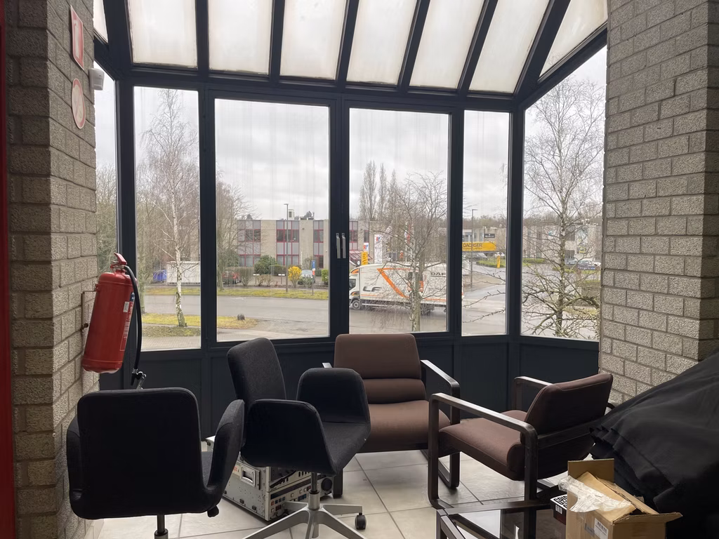 ZANDVOORTSTRAAT 10 - KANTOREN