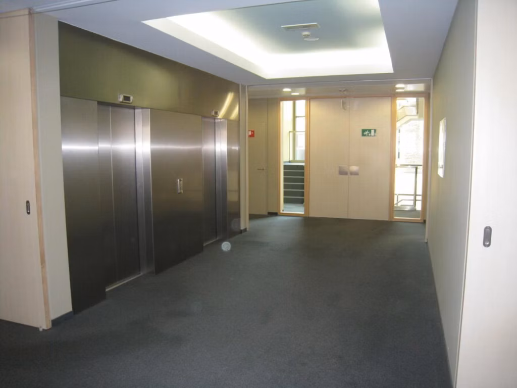 A LOUER - BUREAUX - BRUXELLES