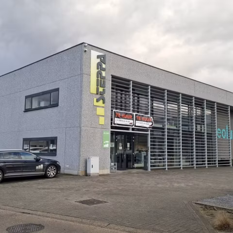 Immeuble a usage multiple à louer <br> Kapellen