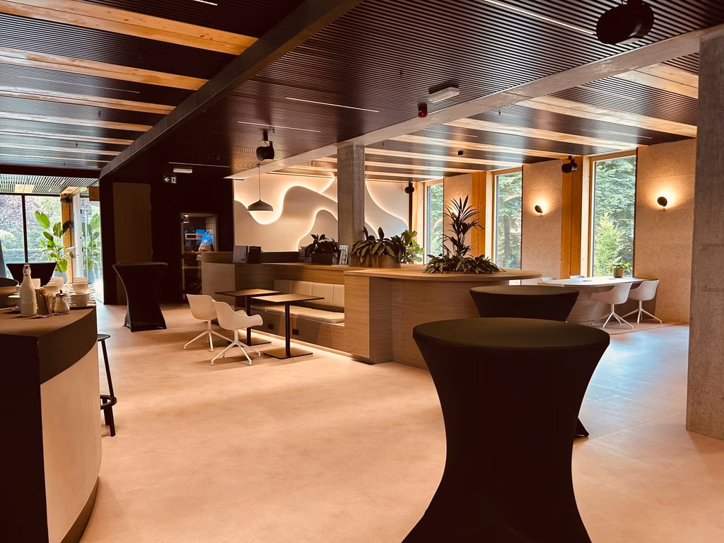 Bureaux à louer dans un bâtiment innovant aux performances énergétiques exceptionnelles.