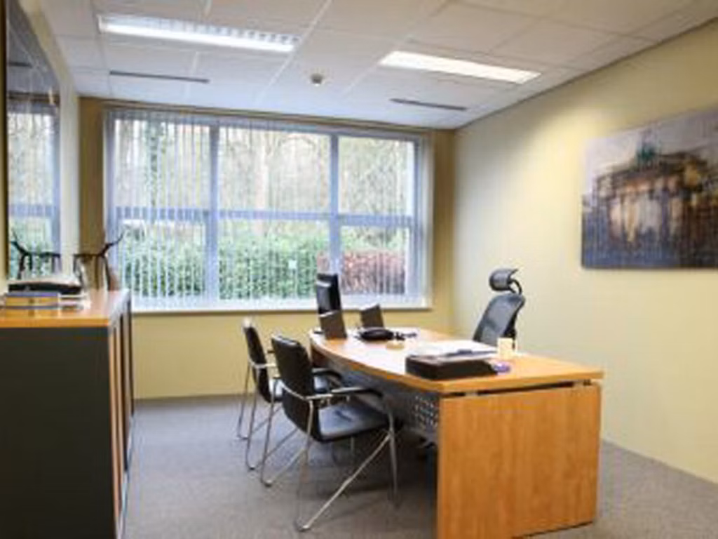 A LOUER - BUREAUX - HOEILAART