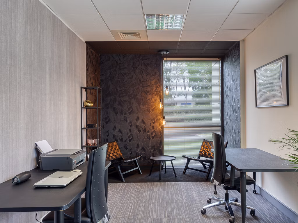 TE HUUR - KANTOREN - 2 PAX -  ZAVENTEM