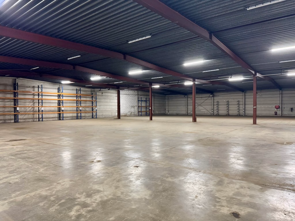 A LOUER - P.A.E Jumet - Immeuble semi-industriel